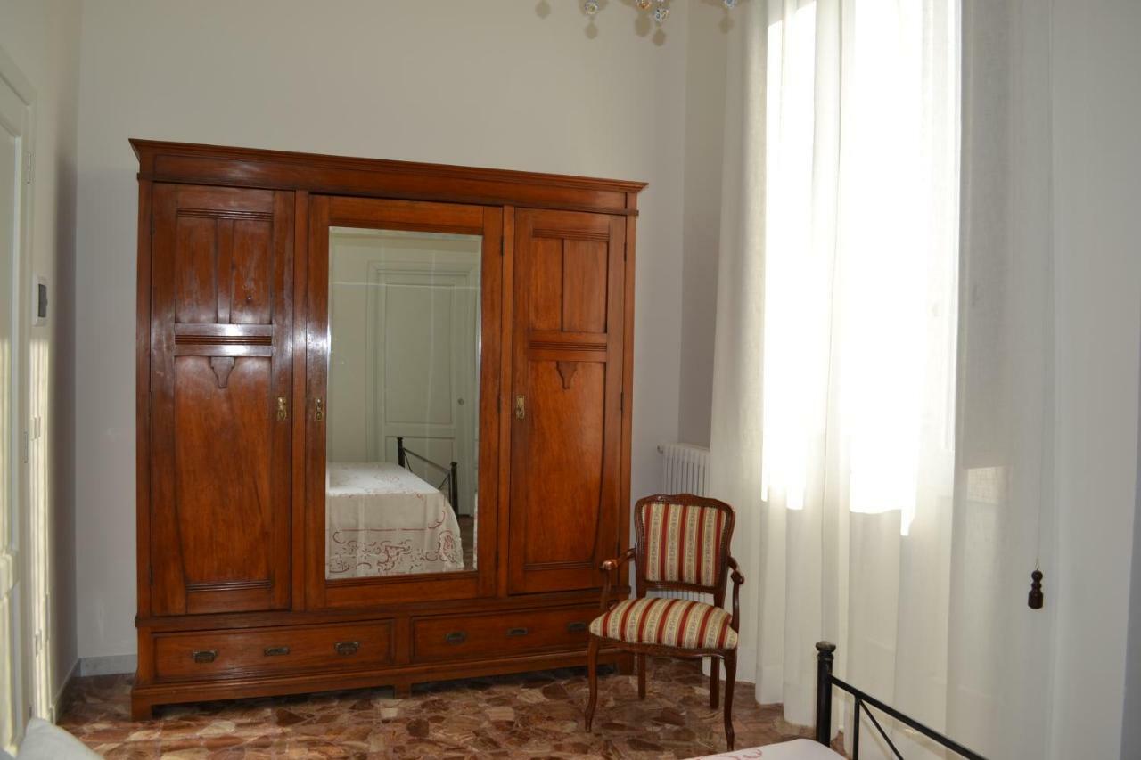 Le Signorine B&B Лечче Экстерьер фото